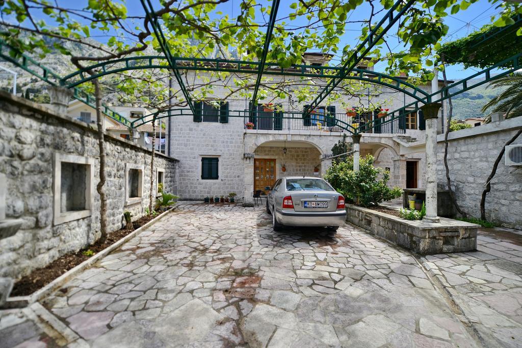 Guesthouse Anita Kotor Exterior foto